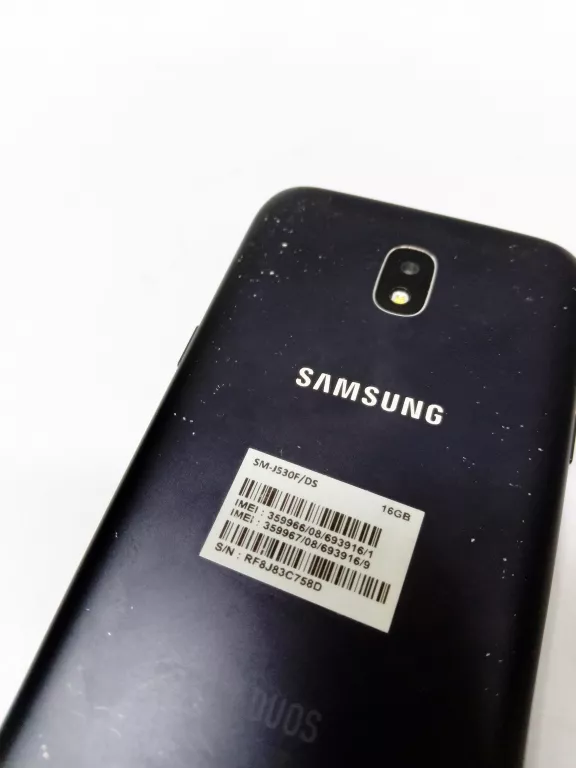 telefon-samsung-galaxy-j5-przekatna-ekranu-520