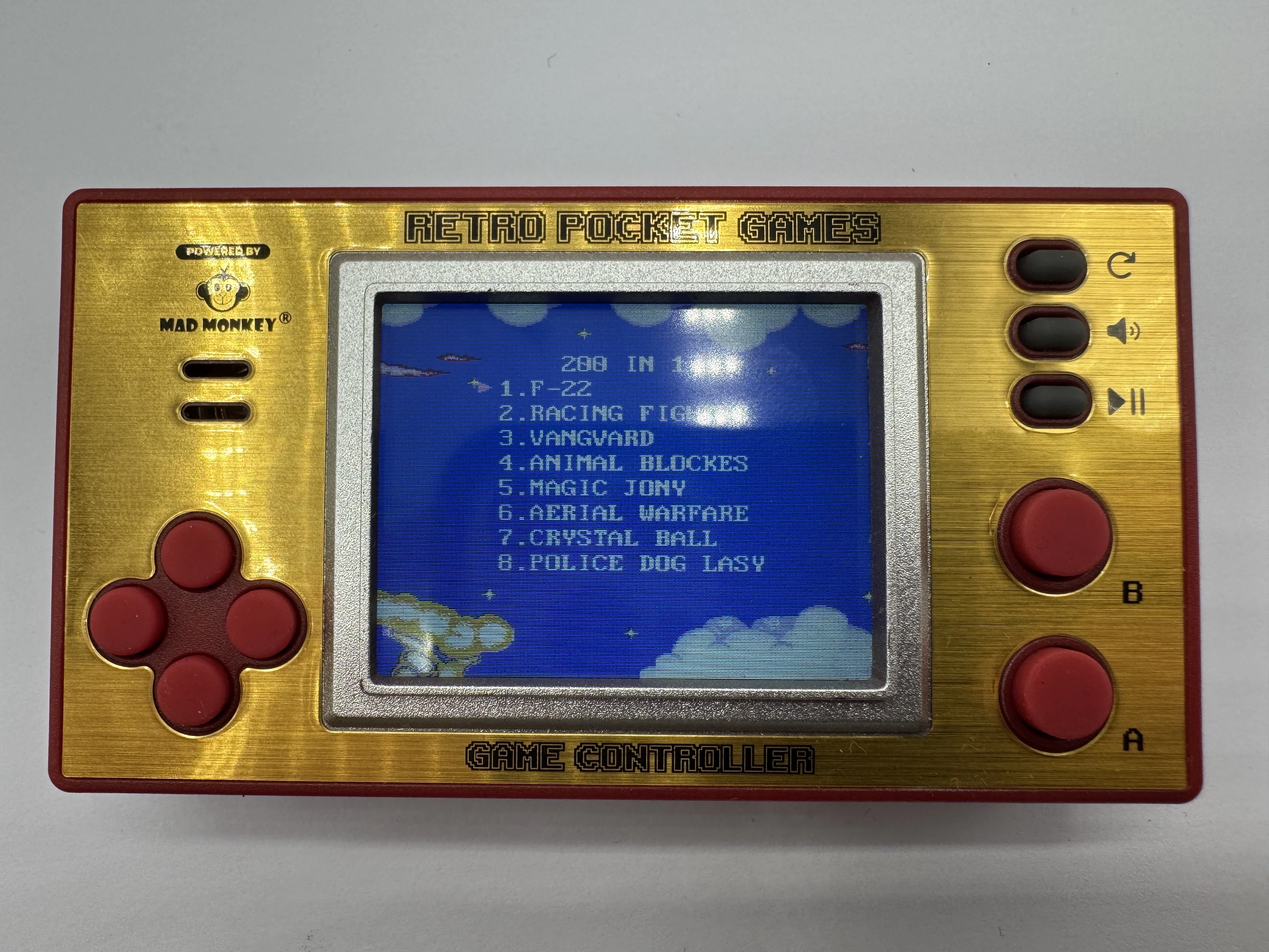 mad-monkey-retro-pocket-games-153-klasyczne-gry-8-bitowe-sredzka-28-wroclaw