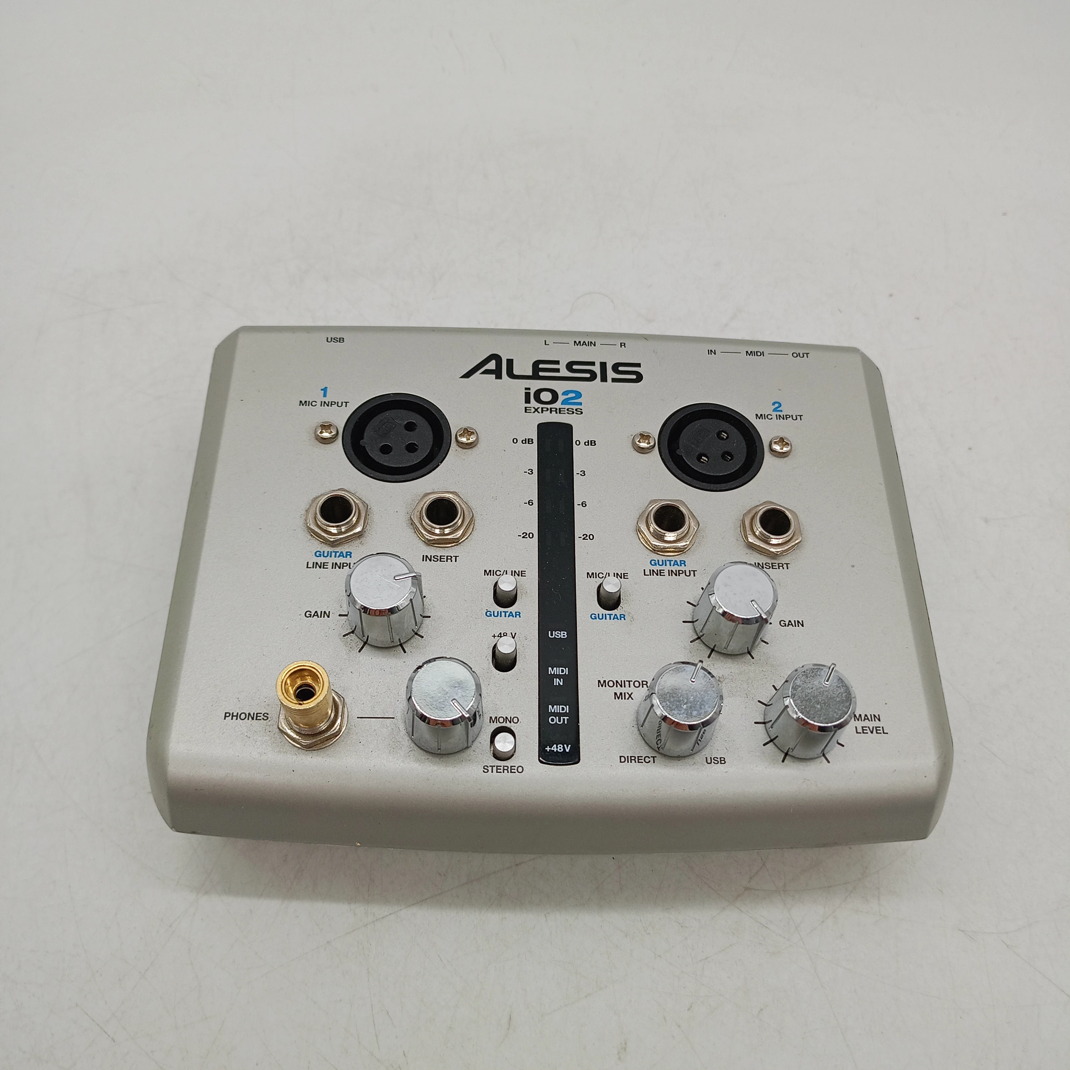 alesis-io2-express-interfejs-audio-usb-ean-gtin-694318012772