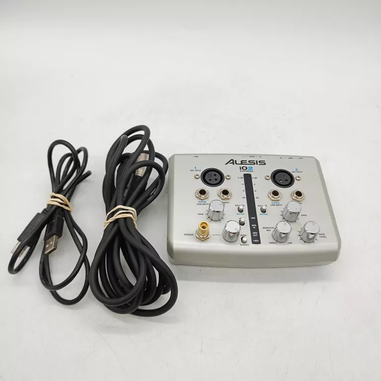 alesis-io2-express-interfejs-audio-usb-model-io2-express