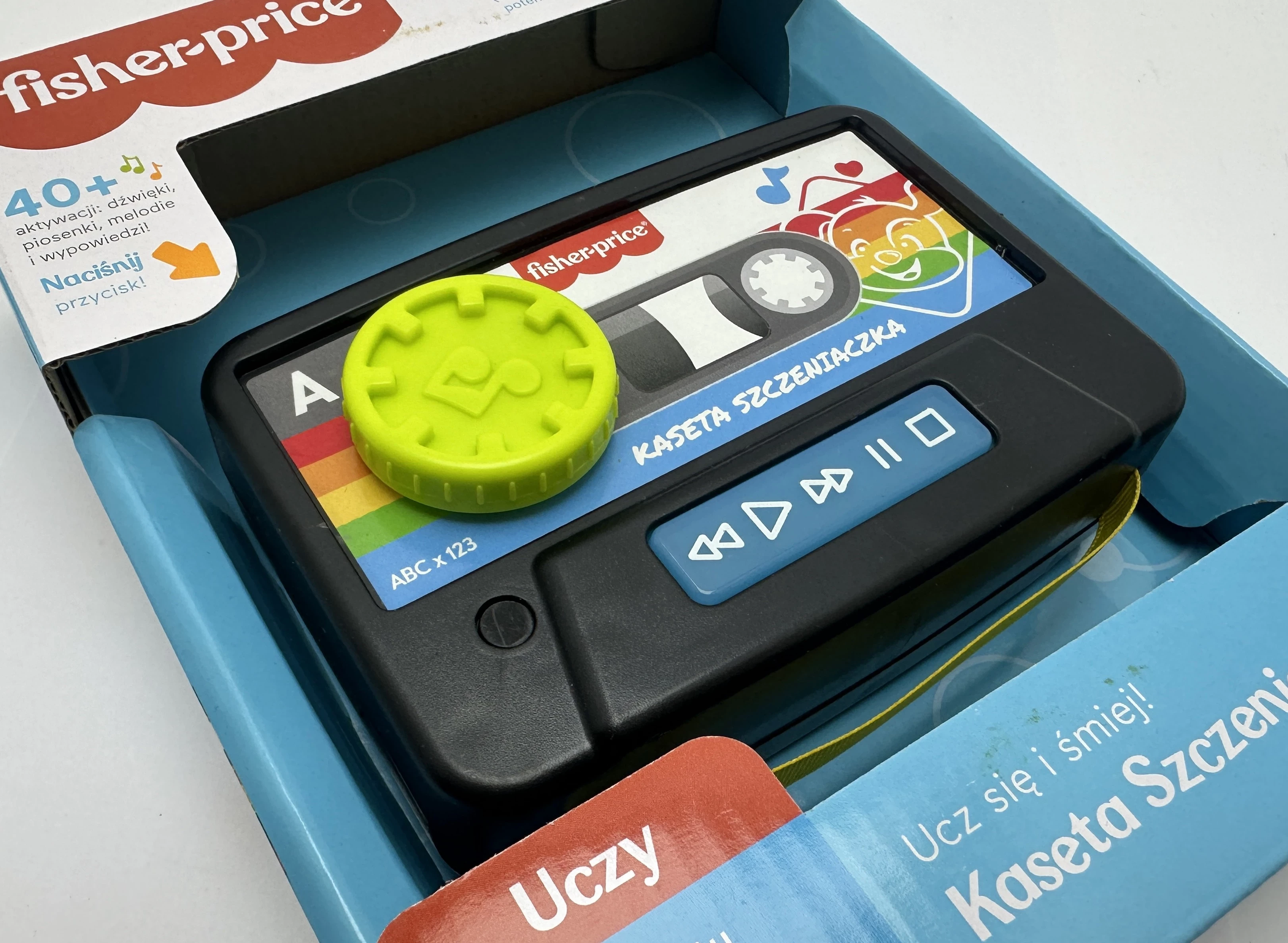 fisher-price-kaseta-szczeniaczka-mowi-spiewa-w-jezyku-polskim-swiatelka-ean-gtin-887961964875