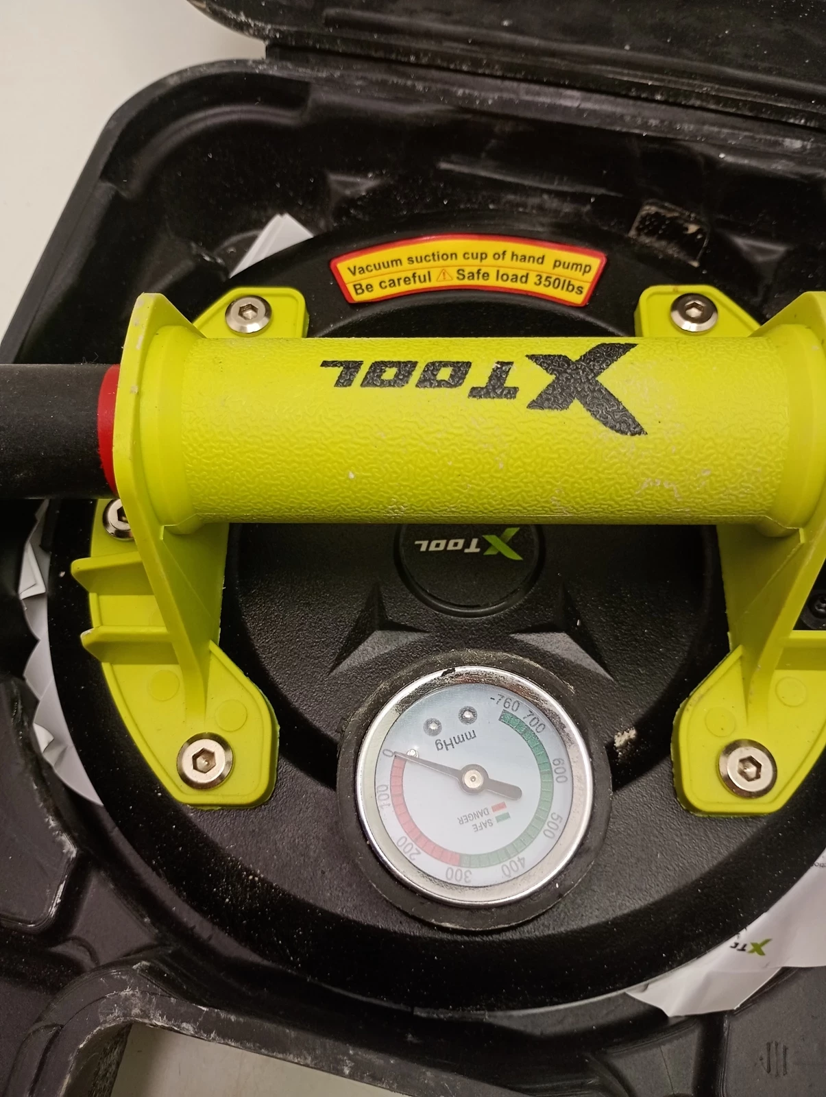 przyssawki-do-plytek-prozniowe-z-pompka-manometr-uchwyt-do-szyb-2szt-marka-248811-1968186