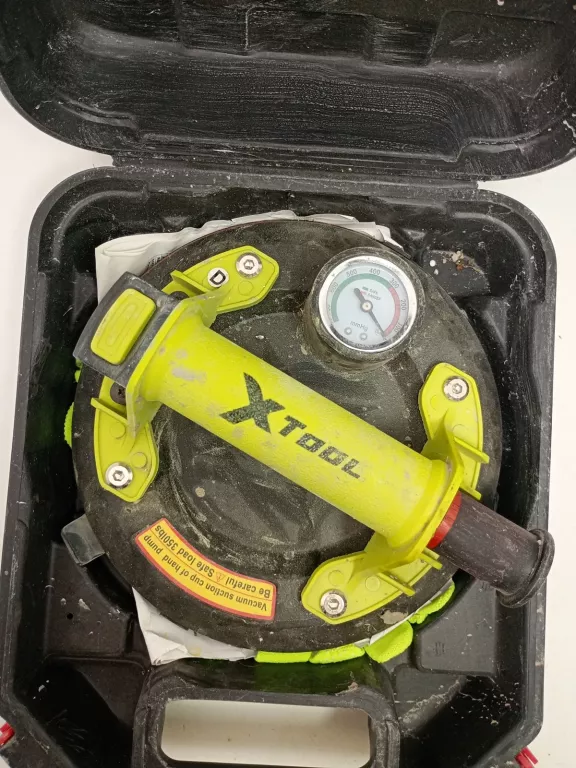 przyssawki-do-plytek-prozniowe-z-pompka-manometr-uchwyt-do-szyb-2szt-product-id-a3274bdd-4190-4b4c-99bd-5b17c4c8f47d