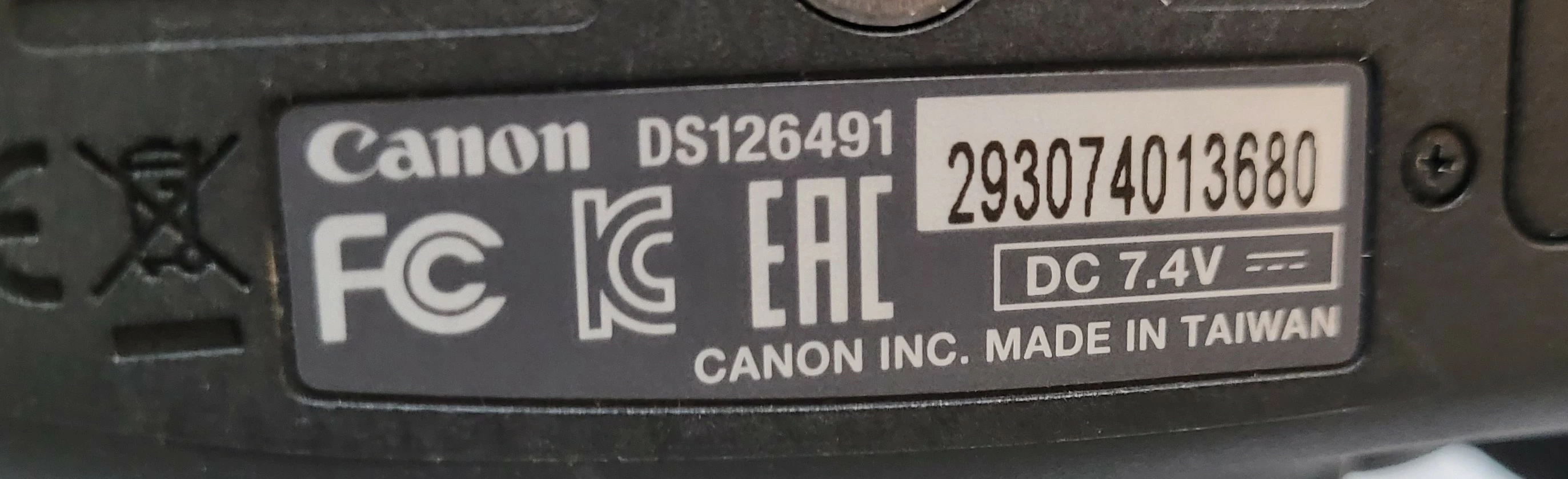 lustrzanka-canon-eos-1200d-obiektyw-18-55mm-akces-opis-model-eos-1200d-18-55-is