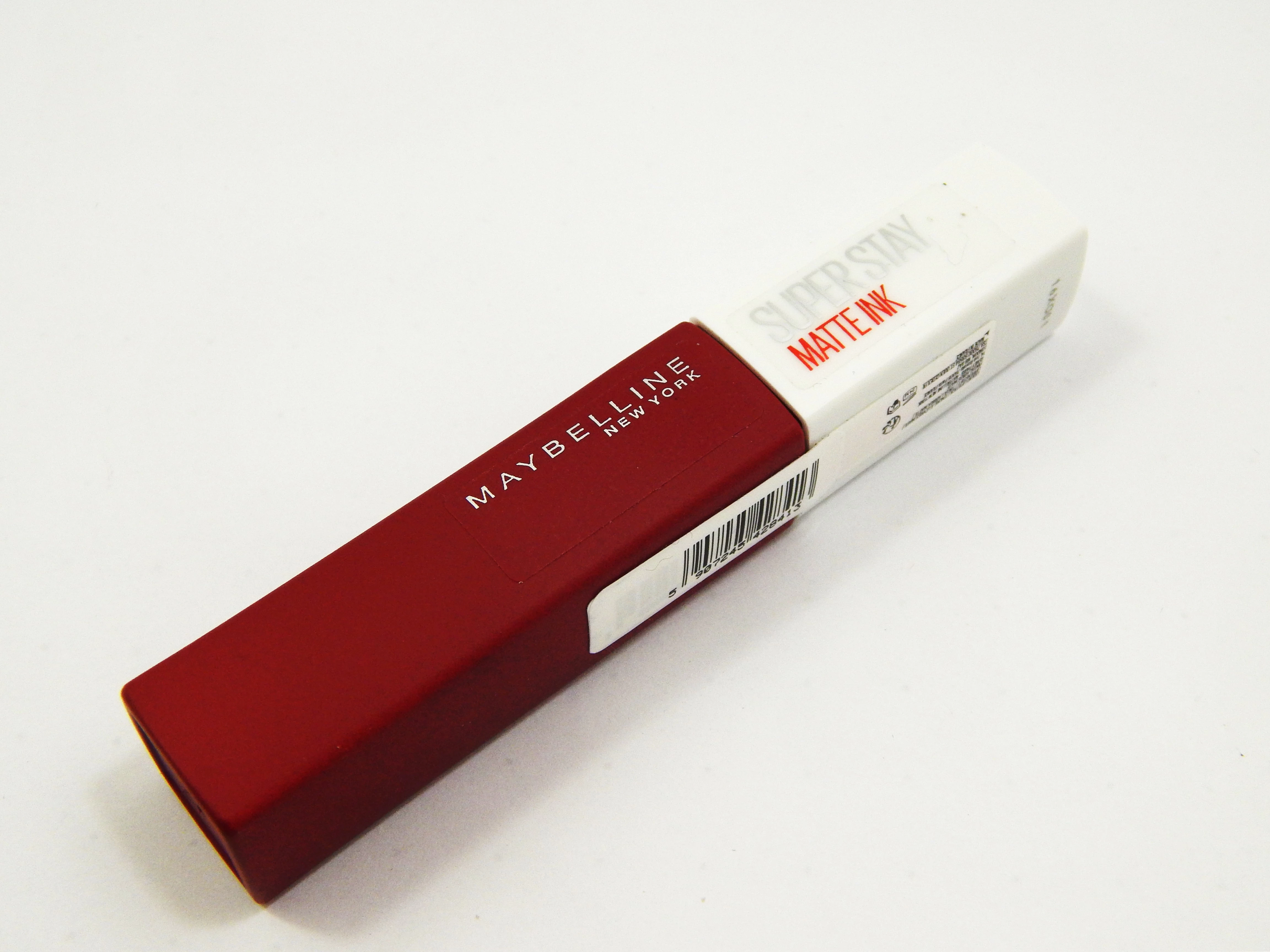 maybelline-pomadka-do-ust-super-stay-matte-ink-matowa-w-plynie-20-pioneer-chrusciela-17-warszawa-dz-matuszewicz-spj