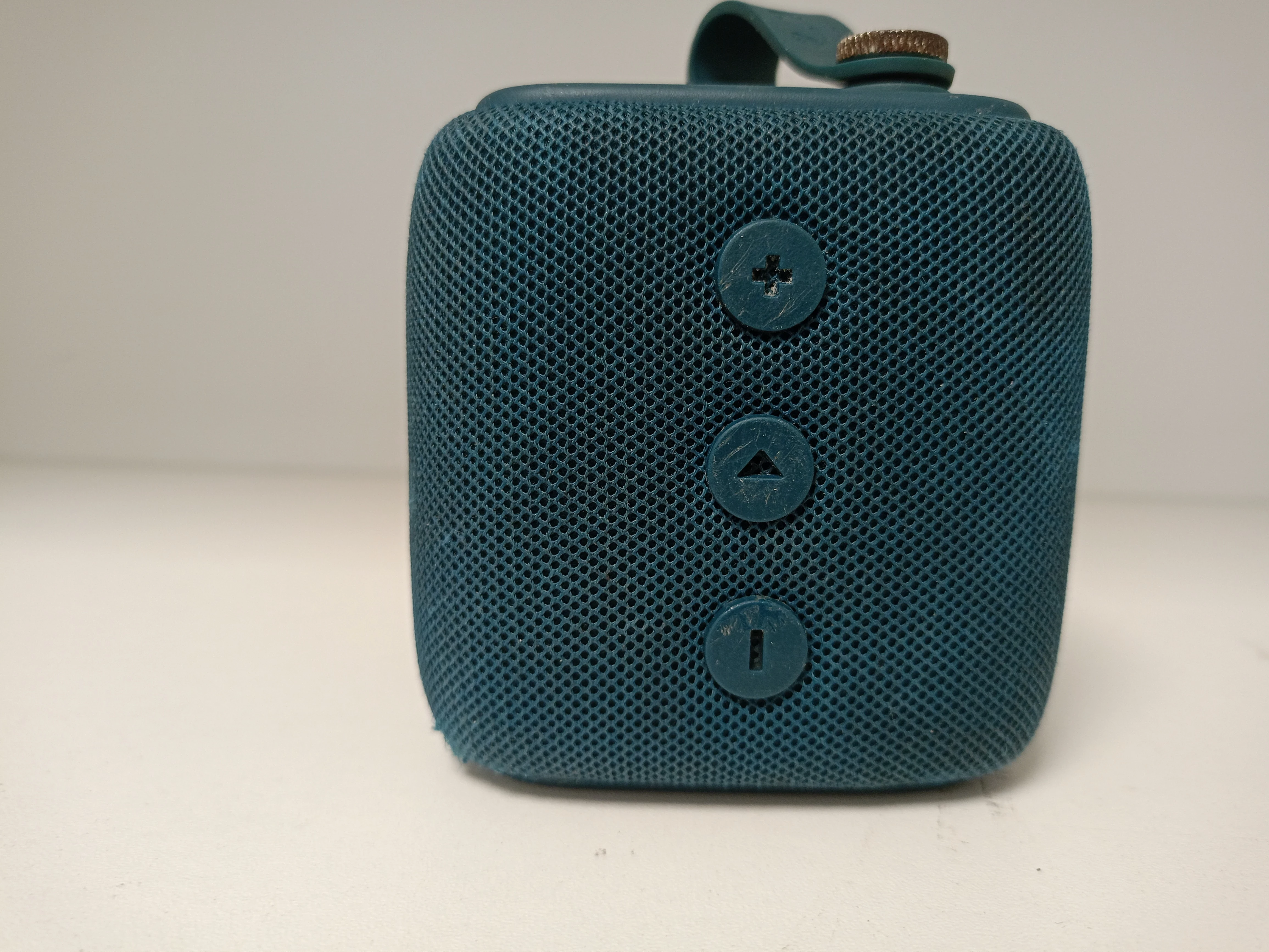 glosnik-bt-fresh-n-rebel-rockbox-bold-s-moc-500