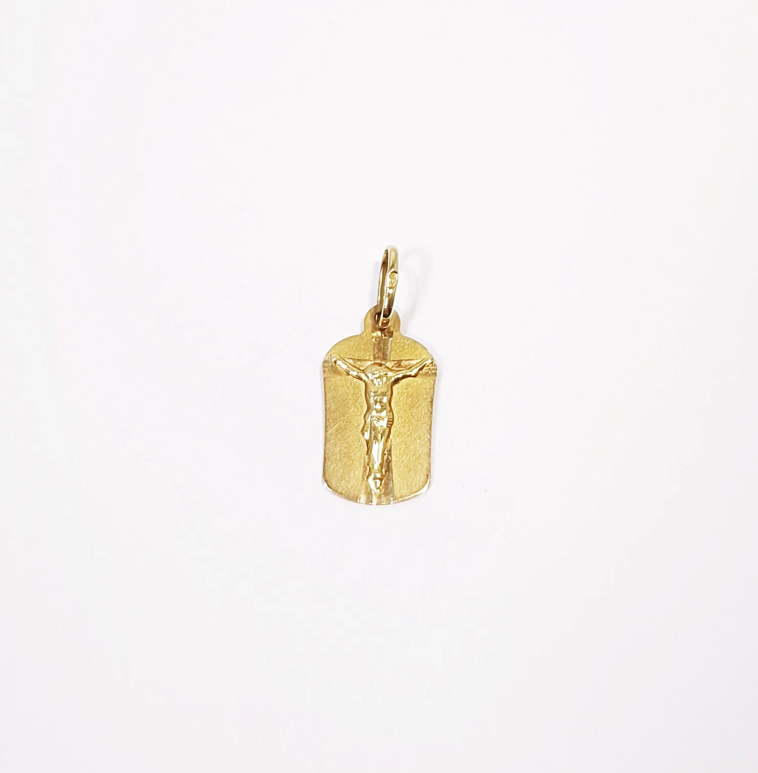 zlota-zawieszka-z-jezusem-pr585-134g-ean-gtin-5905868205466