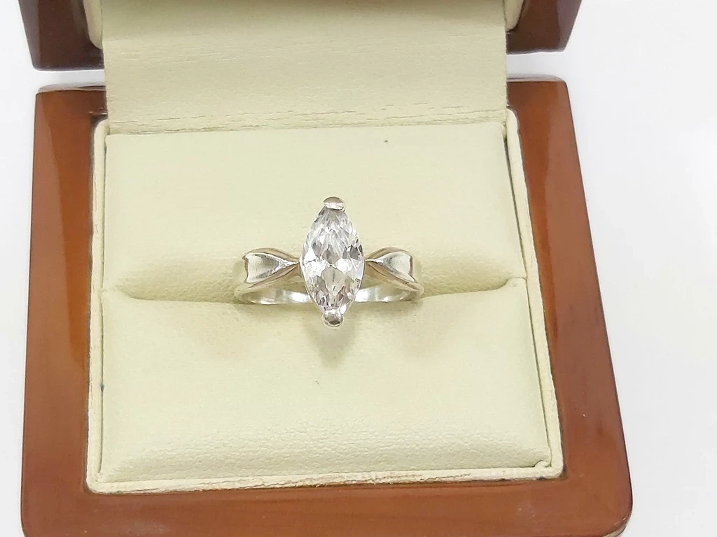 srebrny-pierscionek-proby-925-rozmiar-13-stan-11323-253806