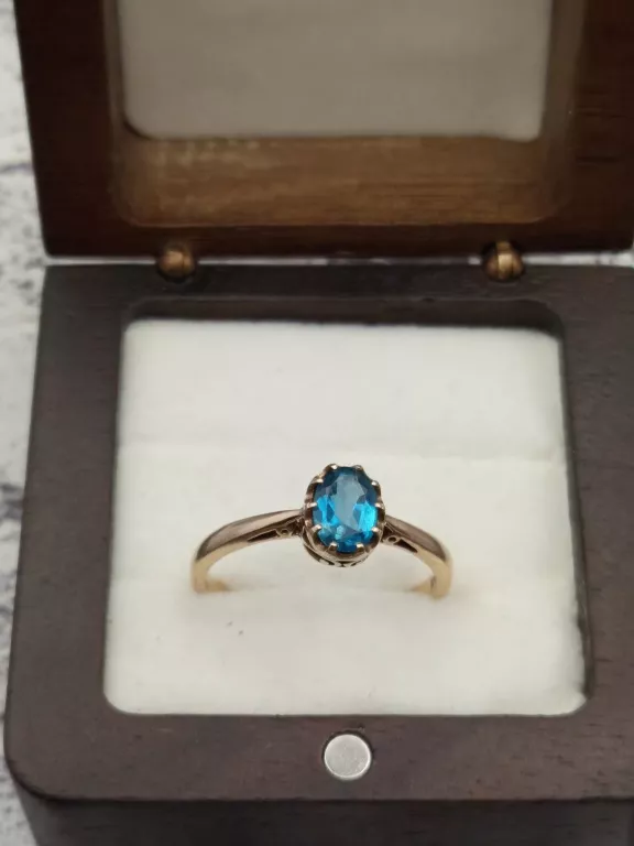 wyrob-jubilerski-uzywany-zloty-pierscionek-z-topazem-london-blue-orla-11-sosnowiec