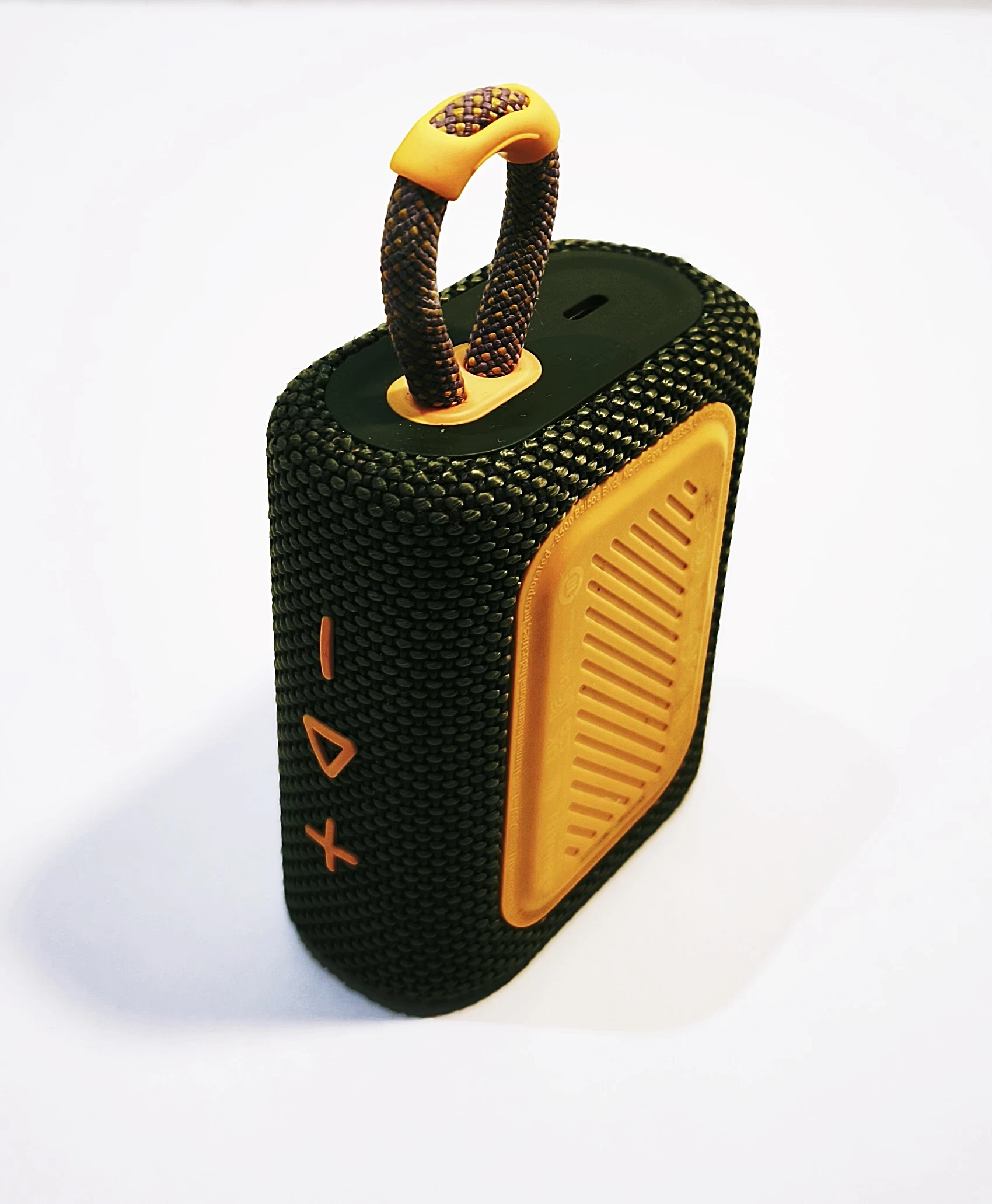 glosnik-przenosny-jbl-go-3-moc-420