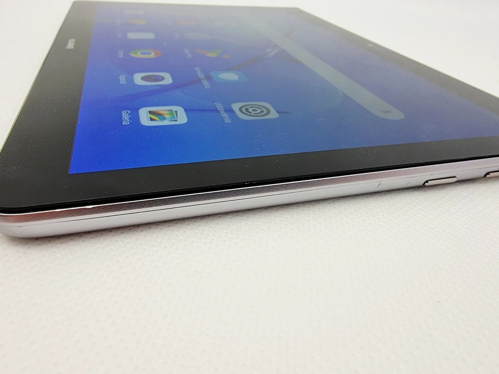 tablet-huawei-mediapad-t3-96-216-gb-wi-fi-stan-11323-2