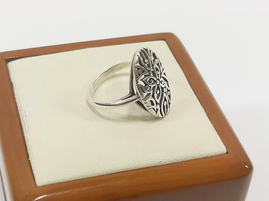 srebrny-azurowy-pierscionek-925-rozmiar-13-material-dominujacy-223721-2048