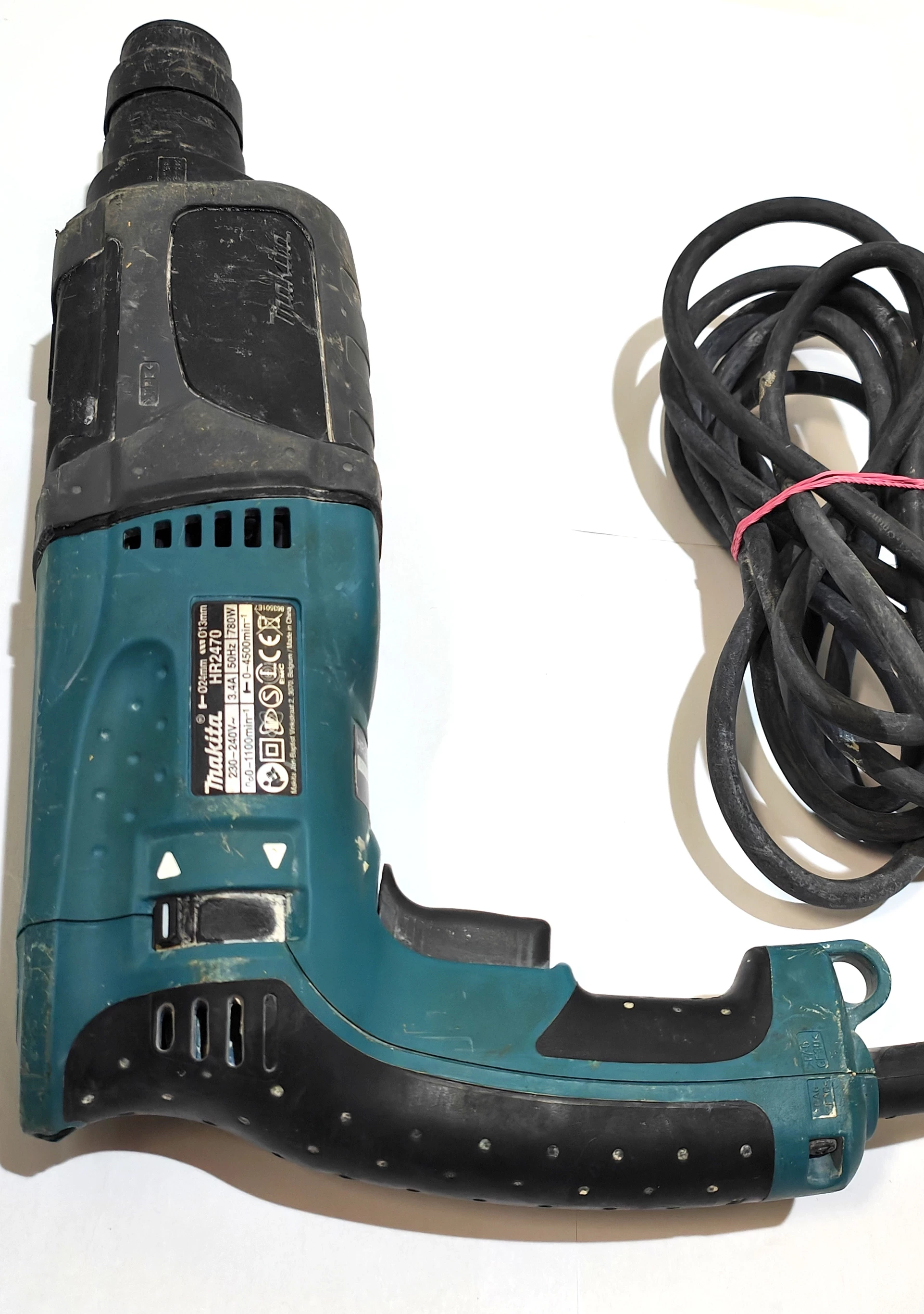 mlotowiertarka-makita-hr2470-ean-gtin-3615613257320