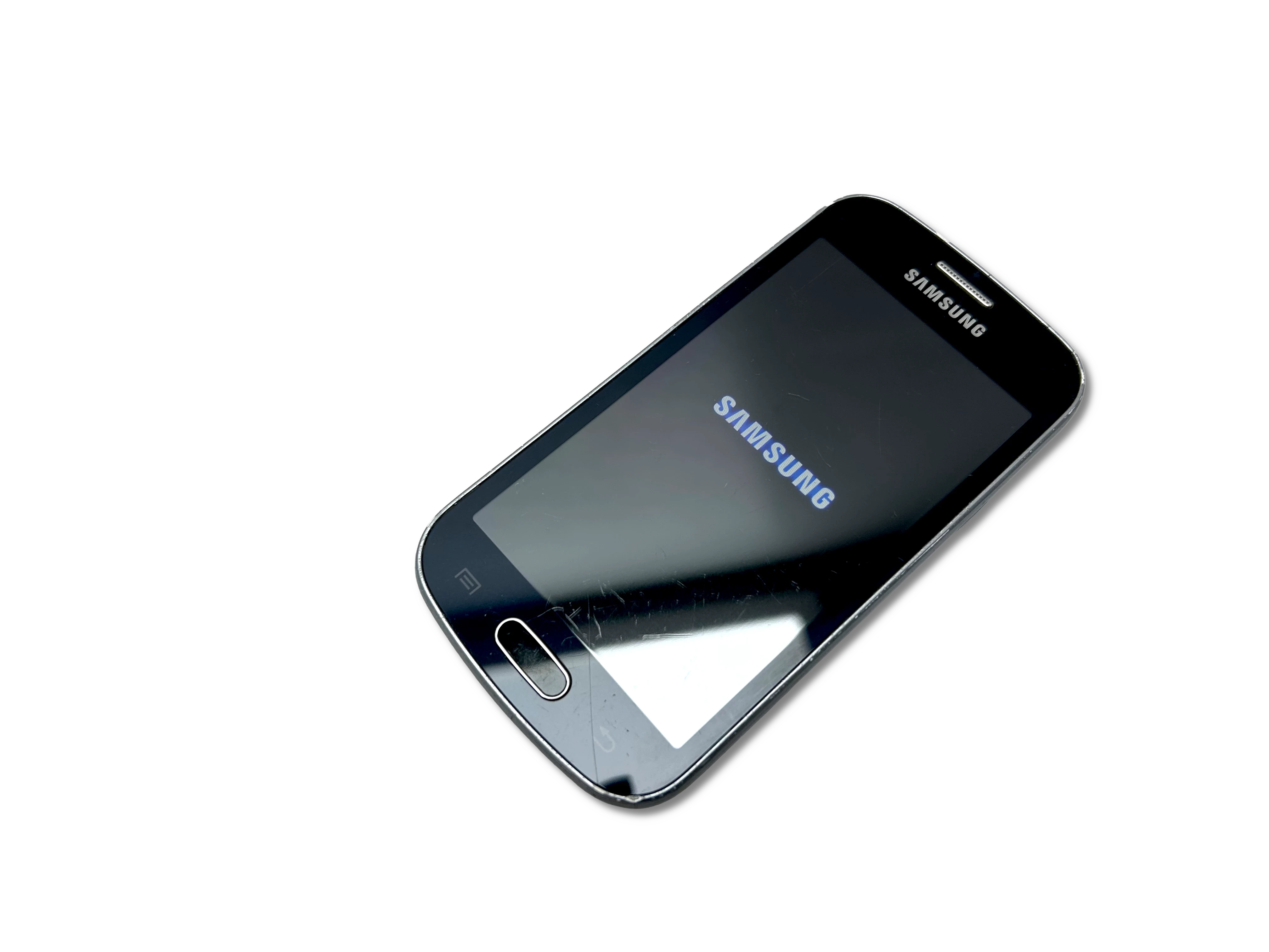 telefon-samsung-galaxy-gt-s7390-przekatna-ekranu-400