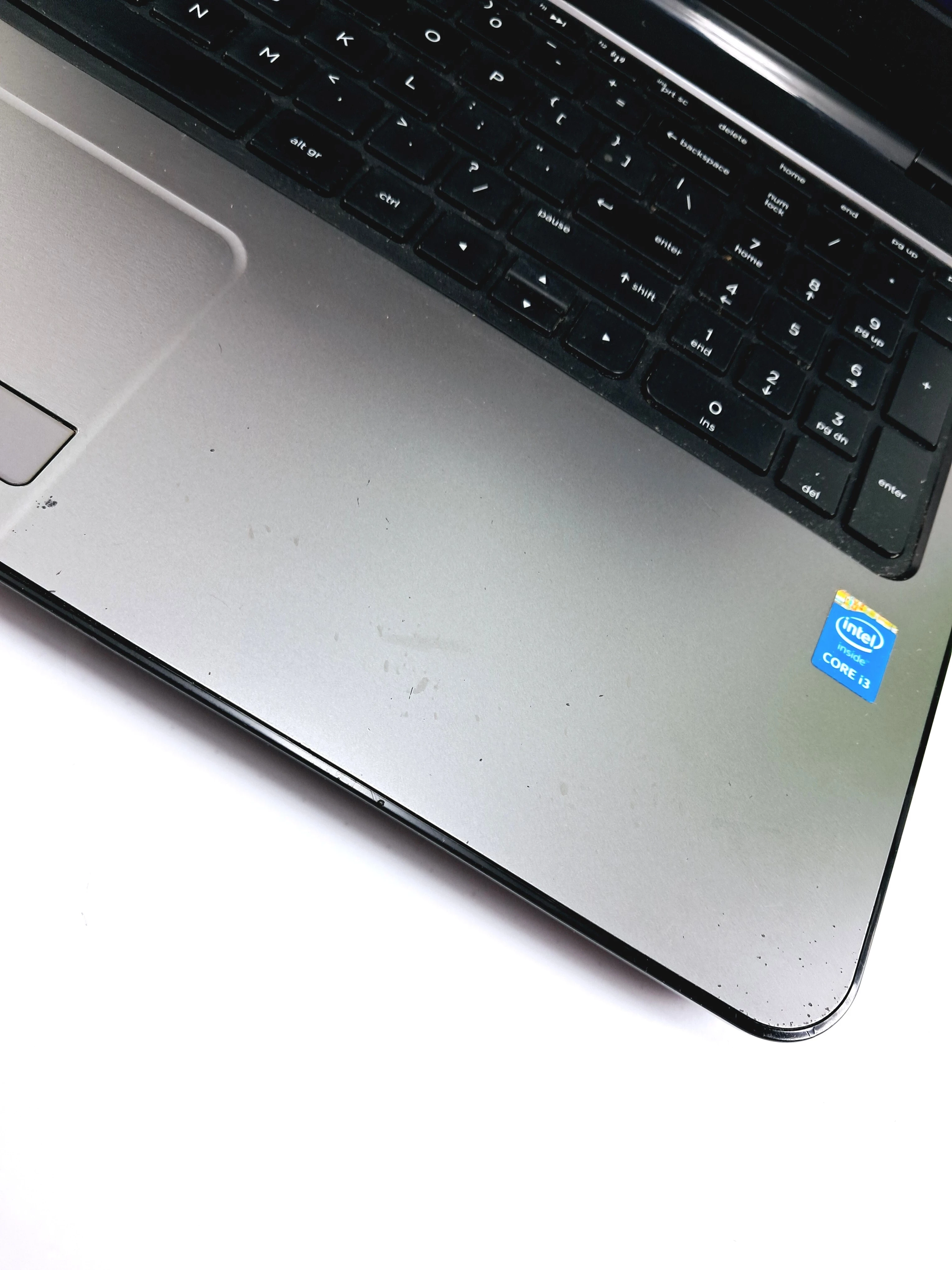 laptop-hp-250-g3-i3-4005u-4gb500gb-przekatna-ekranu-1560