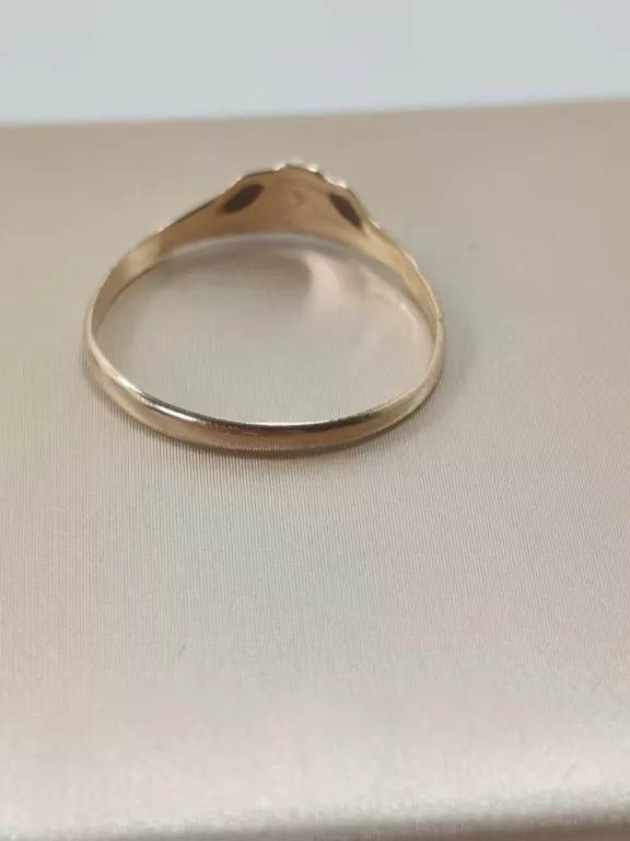 zloty-pierscionek-syntetyczny-granat-p585w125r16-rodzaj-2205-2