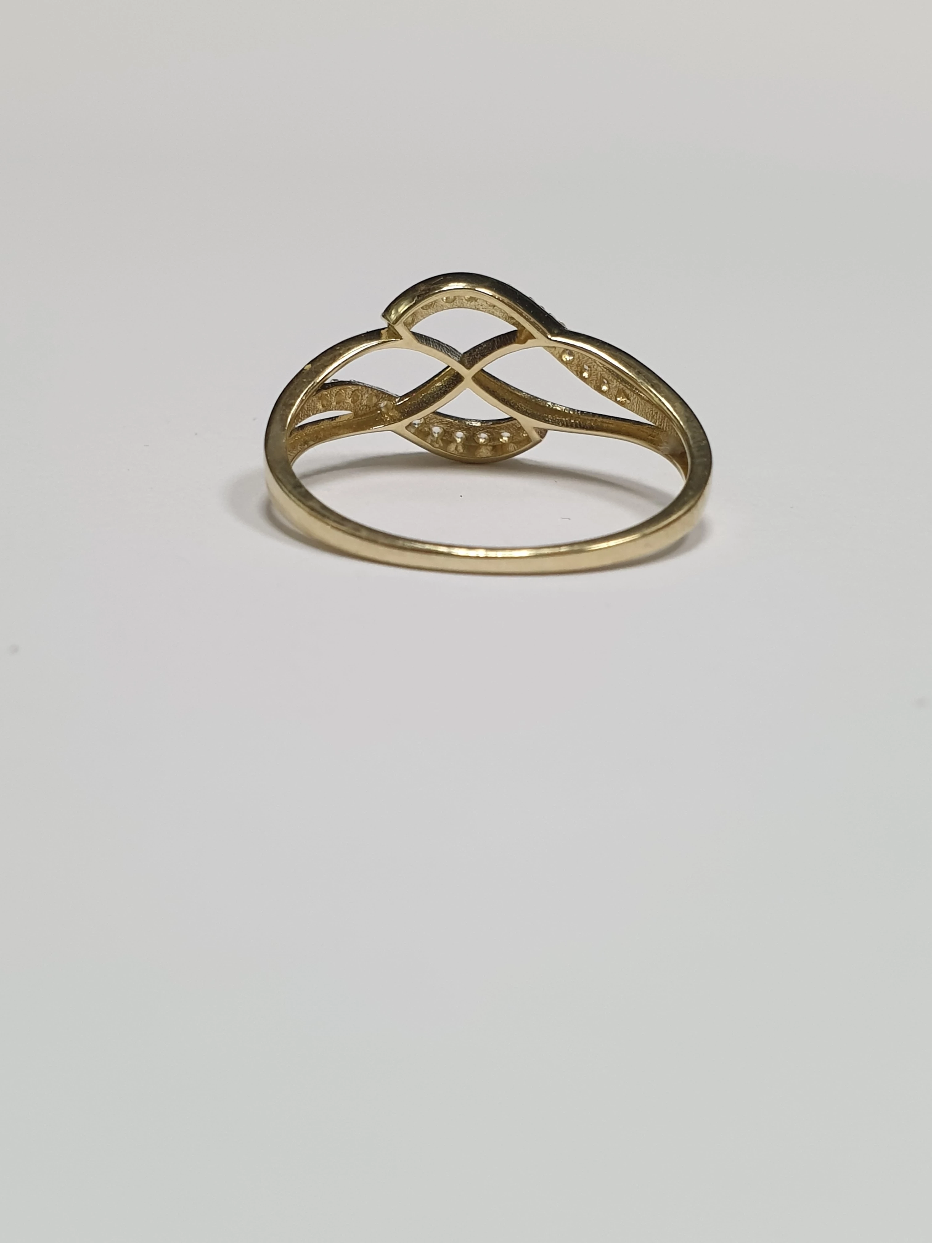 zloty-pierscionek-r18-585-169g-material-15835-2