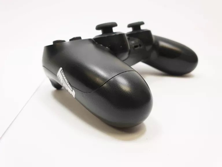 pad-sony-do-ps4-pochodzenie-210658-243446
