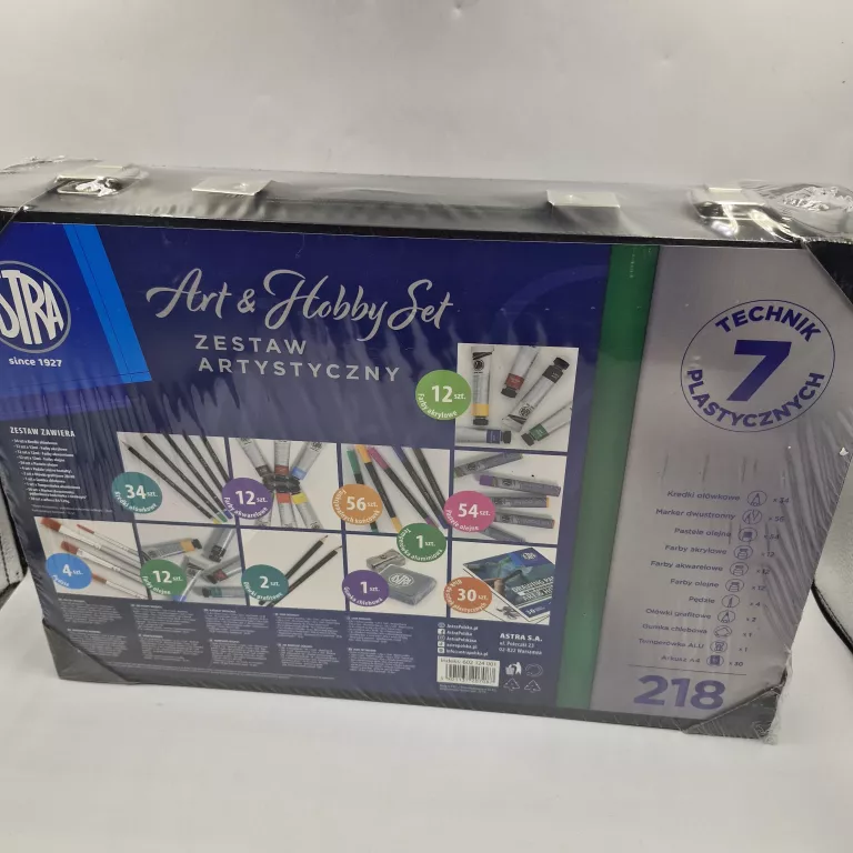 astra-duzy-zestaw-artystyczny-218-el-walizka-prezent-kredki-farby-pedzle-stan-11323-2