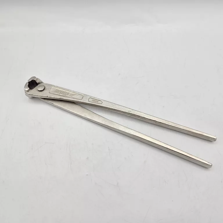 cegi-zbrojarskie-dedra-1279-300mm-3-maja-48-poznan-ska-x