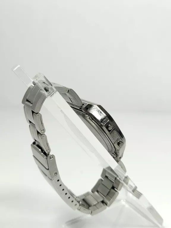 zegarek-casio-a168we-ksztalt-koperty-129223-4