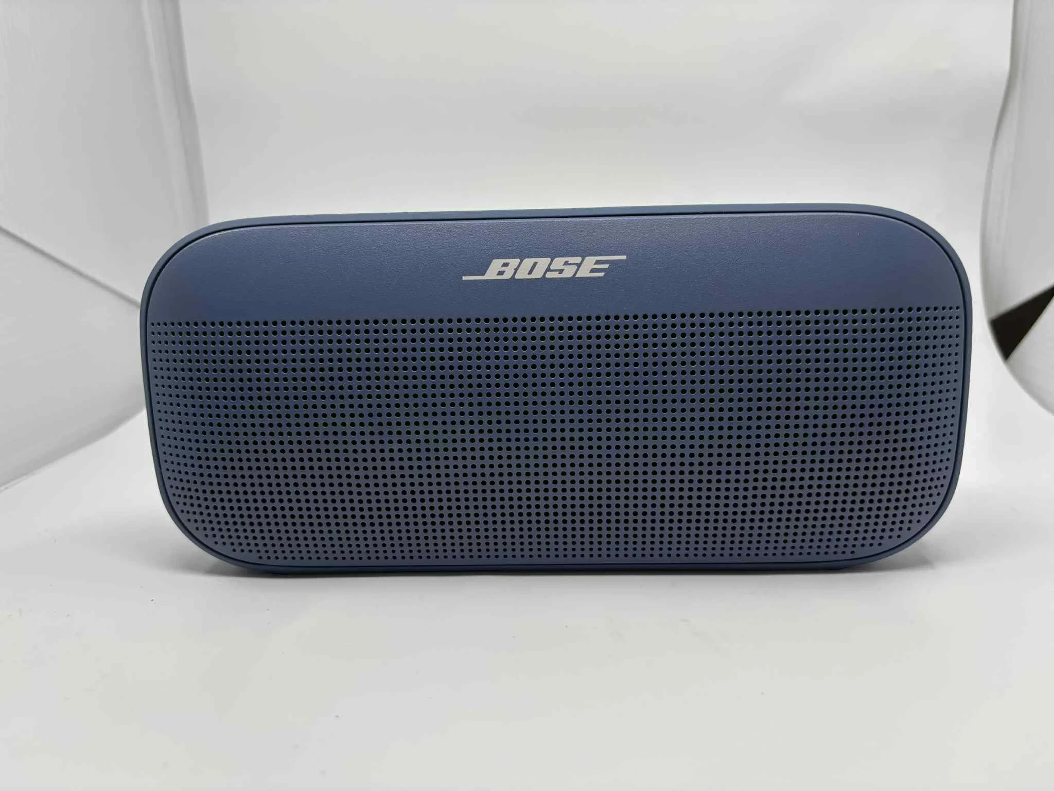 glosnik-bose-soundlink-flex-2nd-gen-stan-11323-2