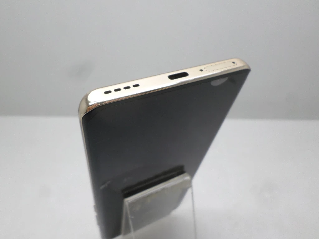 telefon-realme-12-pro-przekatna-ekranu-670