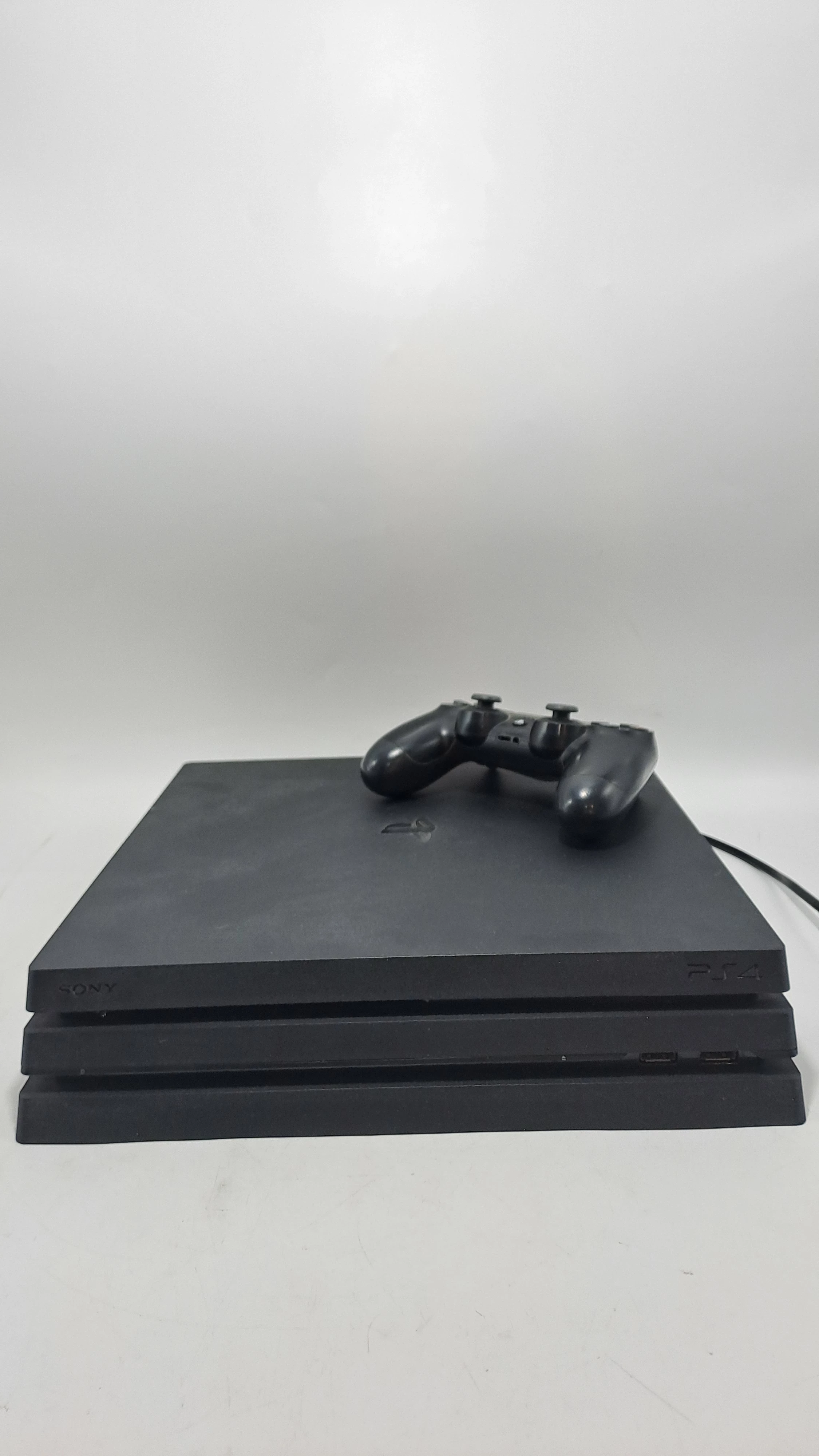 konsola-playstation-ps4-pro-1tb-koscielna-27a-gryfino-green