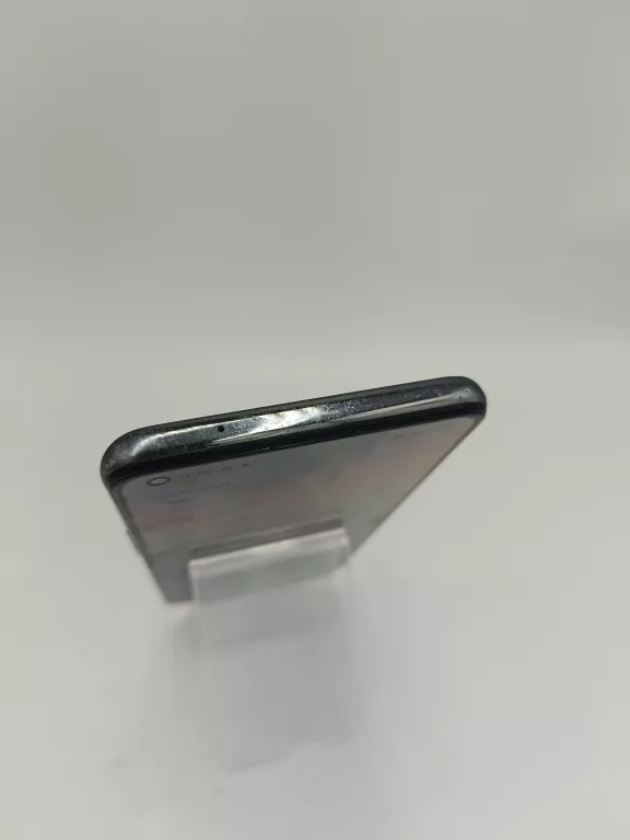 telefon-realme-gt-master-edition-8256gb-czarn-wypalona-matryca-przekatna-ekranu-643