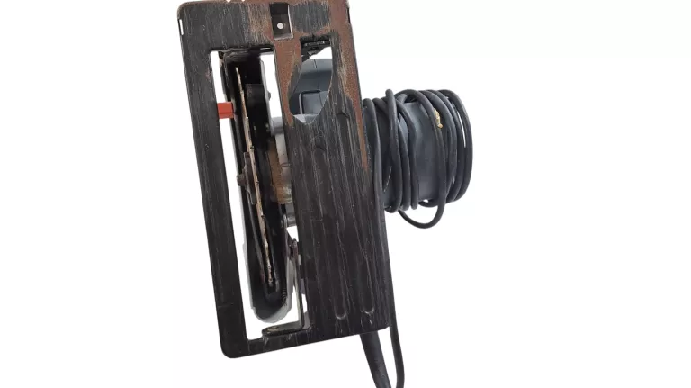 pilarka-graphite-58g486-kosciuszki-23b-malbork