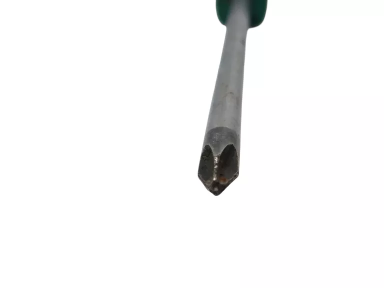 wkretak-krzyzowy-no-name-ean-gtin-5902143133421