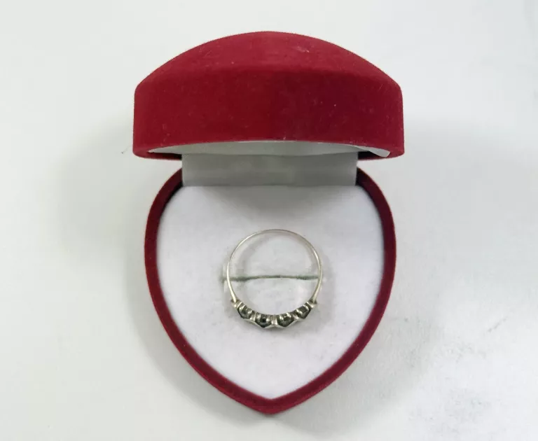 wyrob-jubilerski-uzywany-zloty-pierscionek-z-cyrkoniami-333241g-stan-11323-2