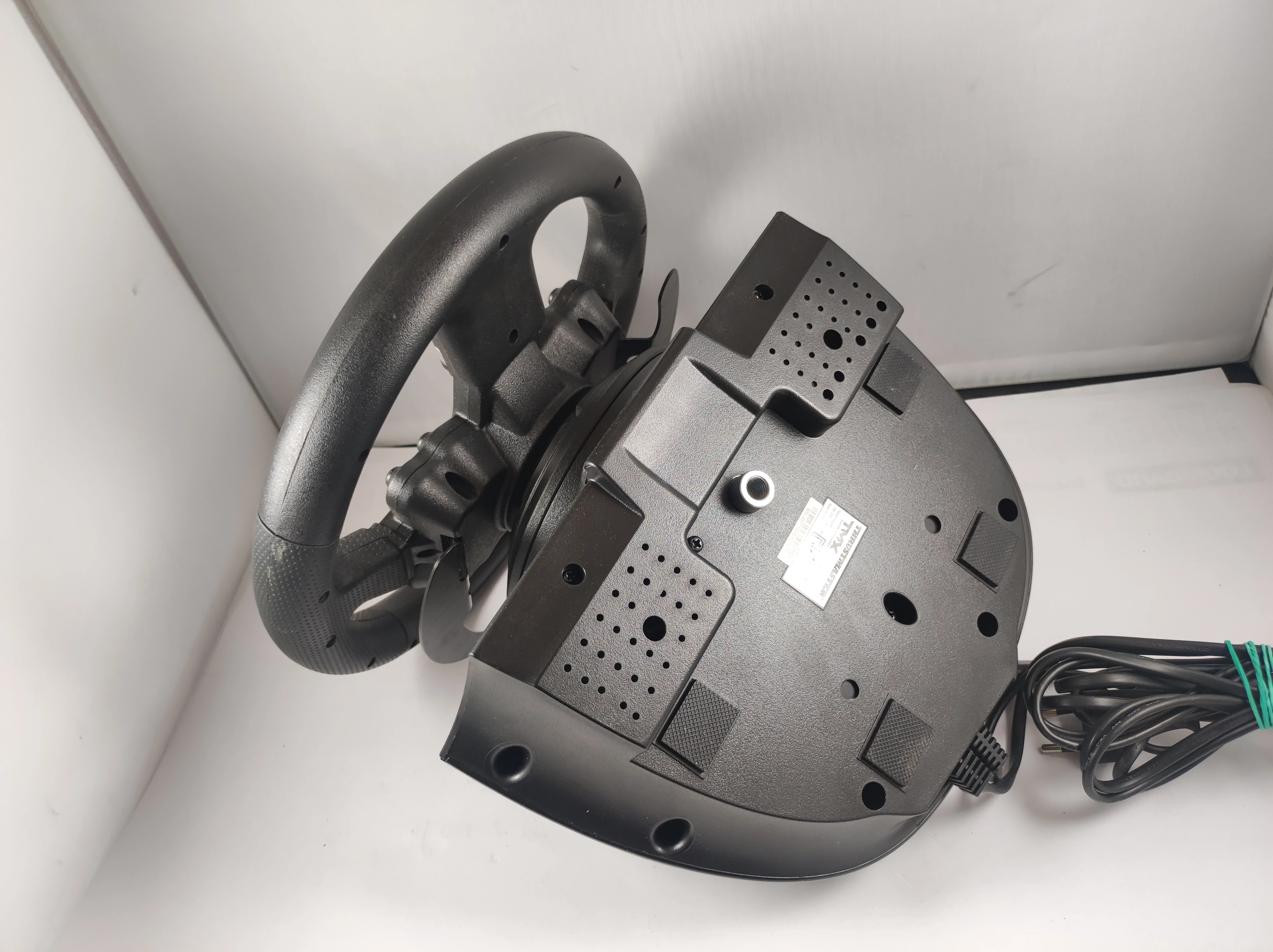 kierownica-do-xobox-thrustmaster-tmx-force-feedback-pedaly-waga-produktu-z-opakowaniem-jednostkowym-5400