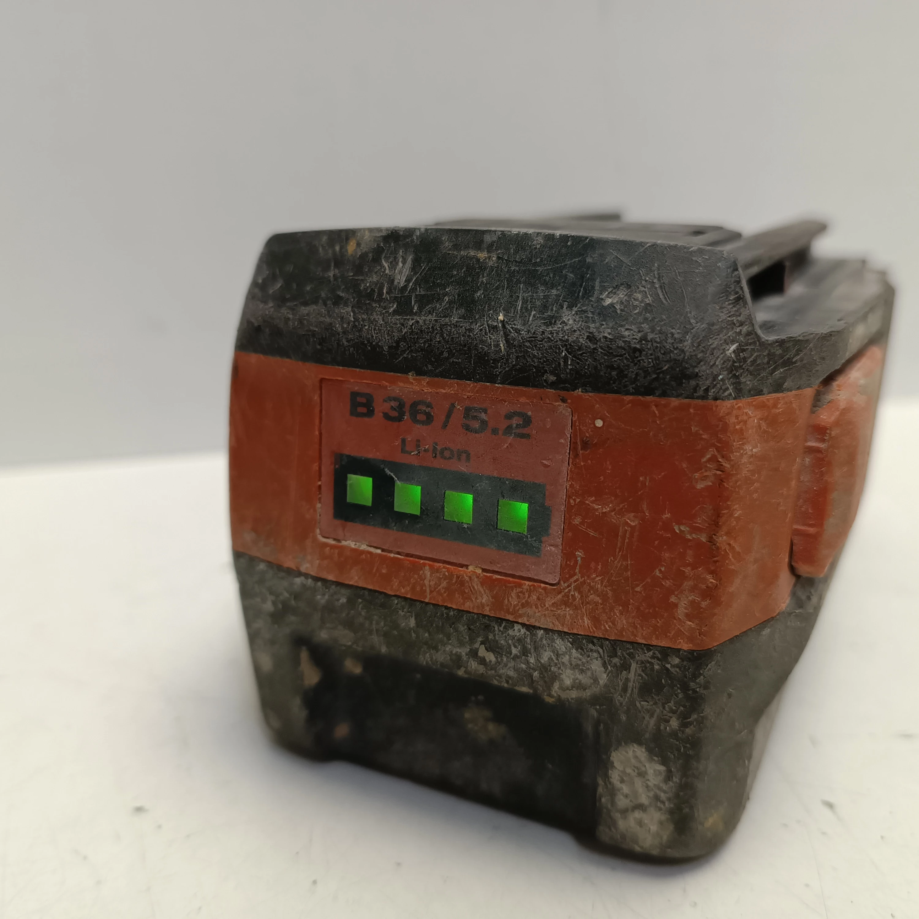 bateria-hilti-b-3652-li-ion-01-ean-gtin-5904395006522