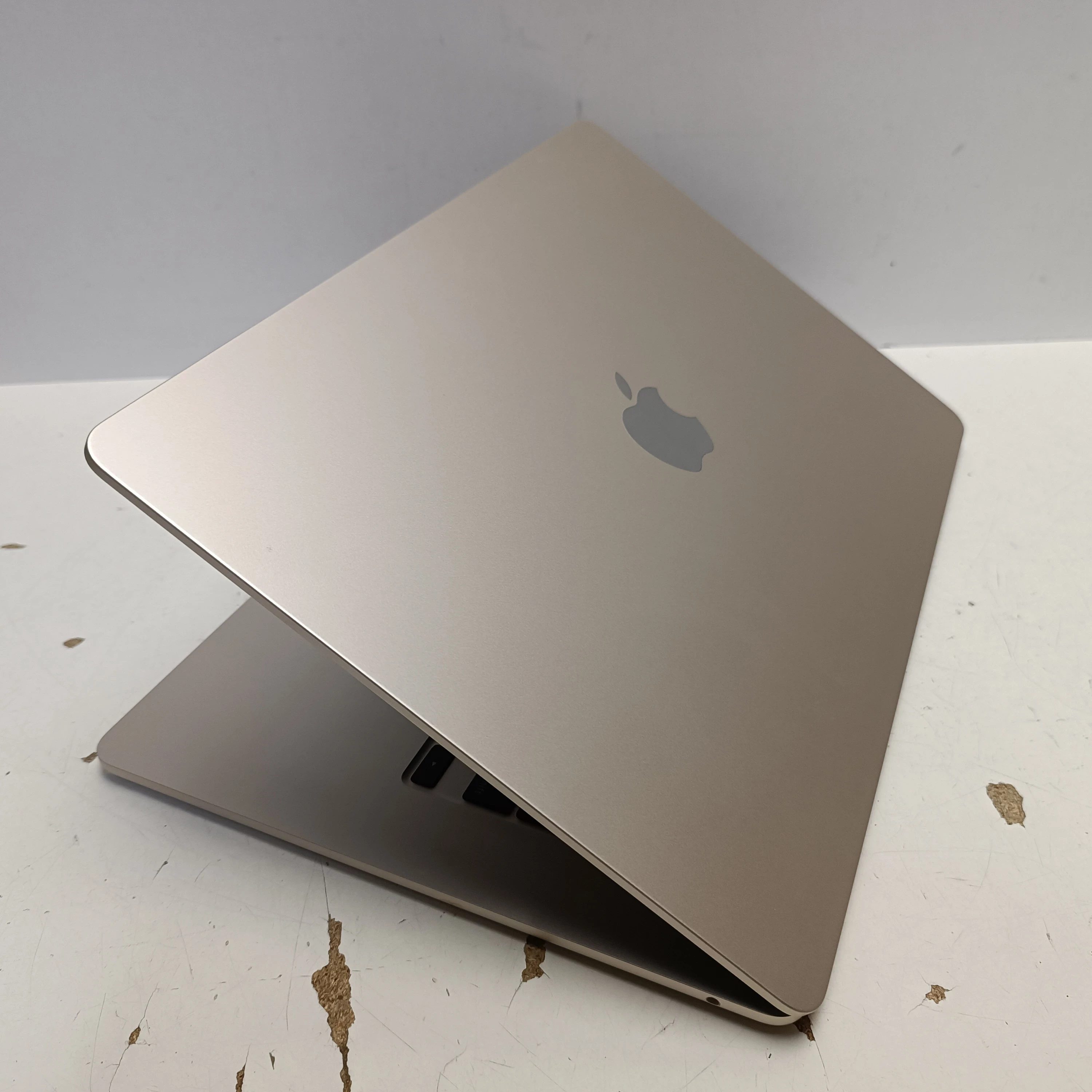 laptop-apple-macbook-air-15-m2-8512gb-seria-procesora-4366-1793916