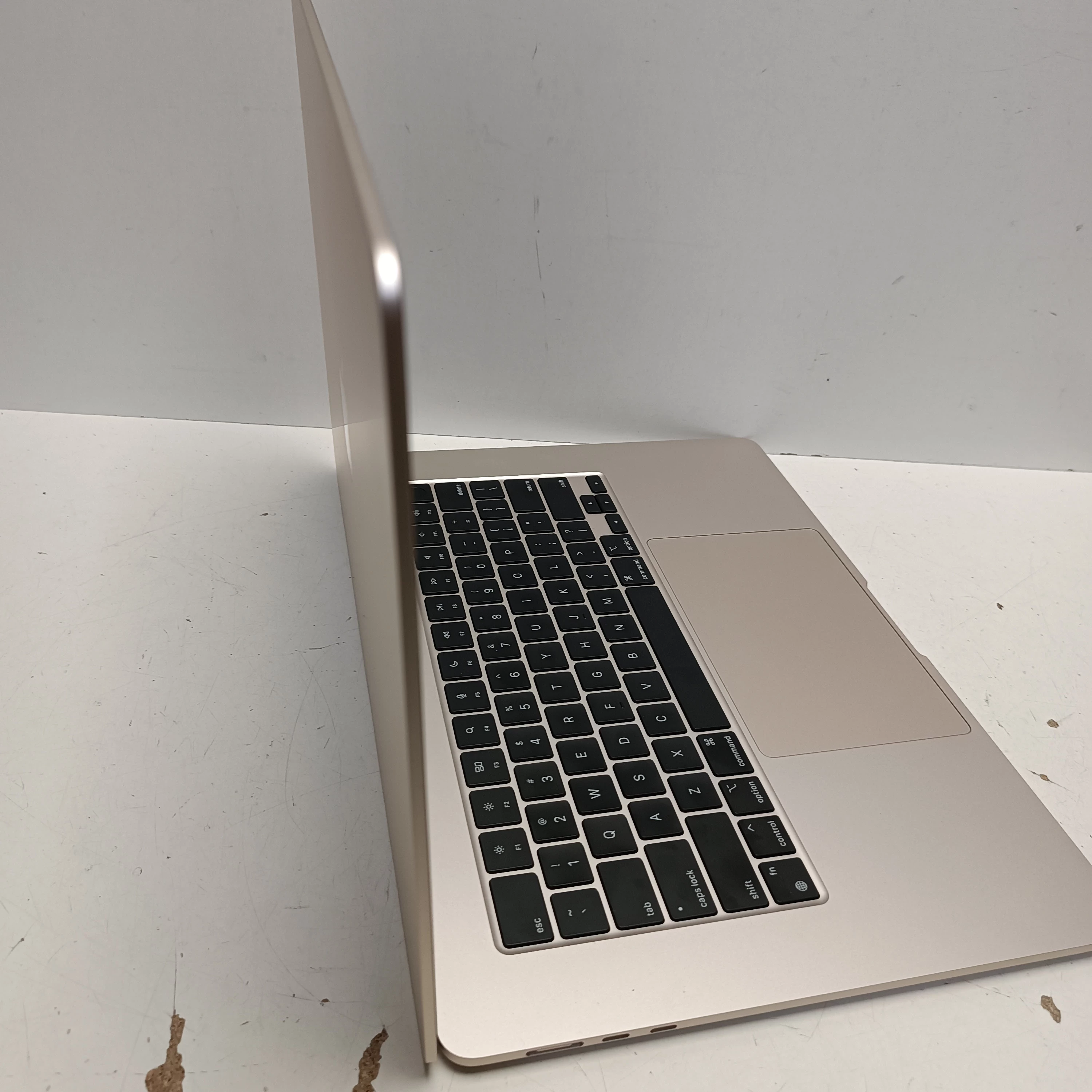 laptop-apple-macbook-air-15-m2-8512gb-stan-11323-2