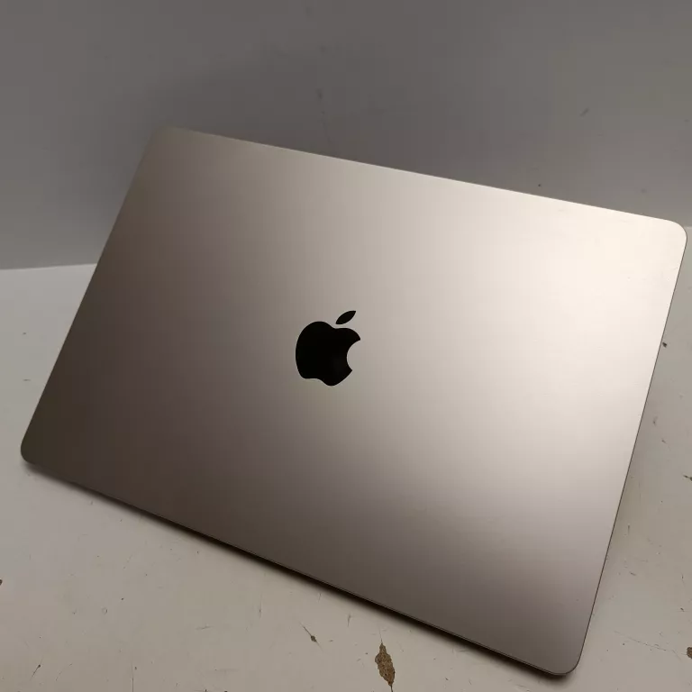 laptop-apple-macbook-air-15-m2-8512gb-przekatna-ekranu-1530