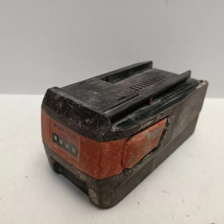 bateria-hilti-b-3652-li-ion-01-stan-11323-2