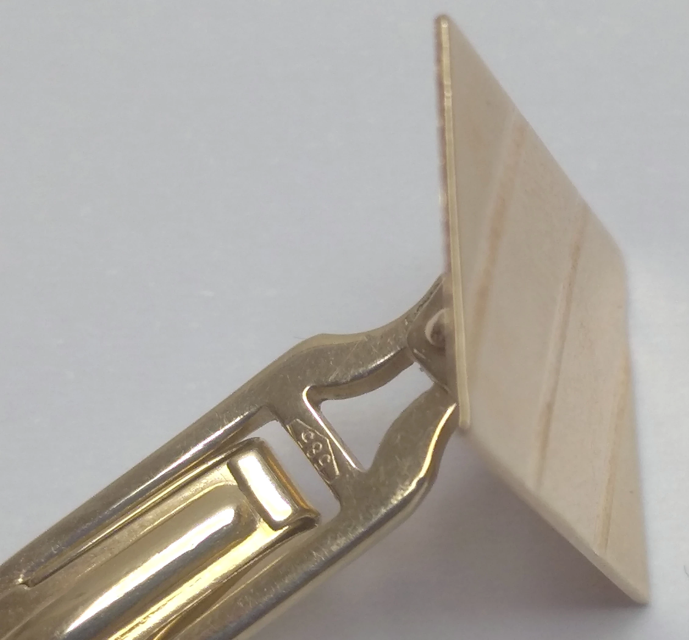 wyrob-jubilerski-uzywany-spinki-do-mankietow-646g-material-17128-2