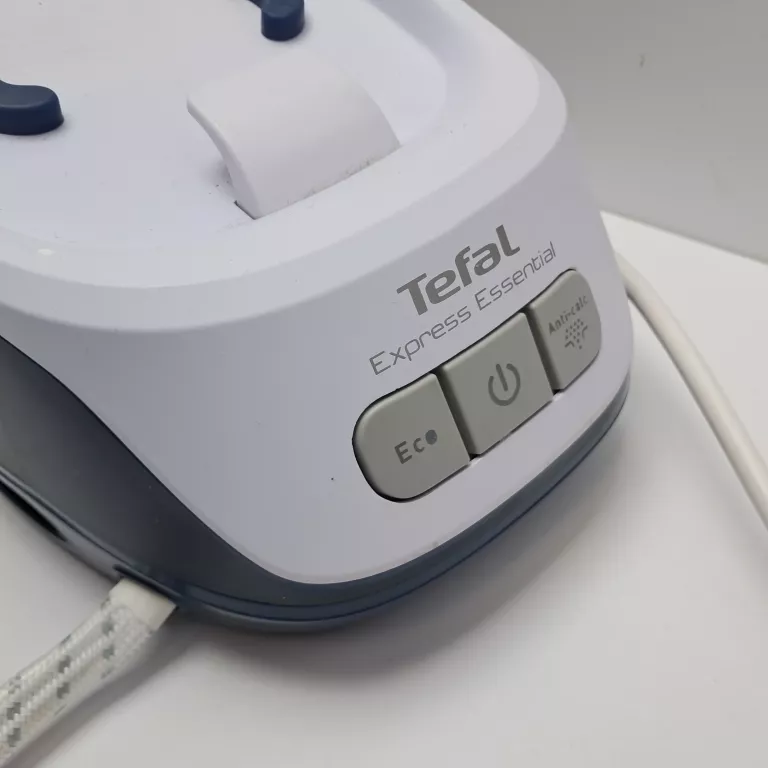 zelazko-tefal-express-essential-kolor-dominujacy-129357-10
