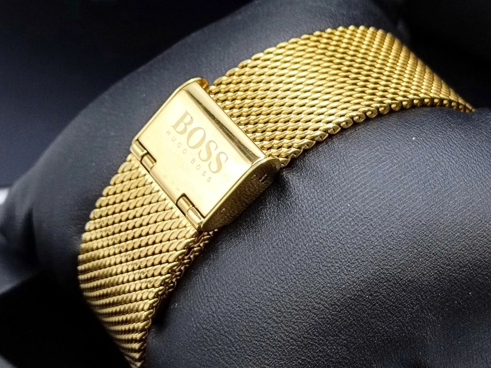 zegarek-boss-hb2931963618-mesh-zloty-ksztalt-koperty-129223-2