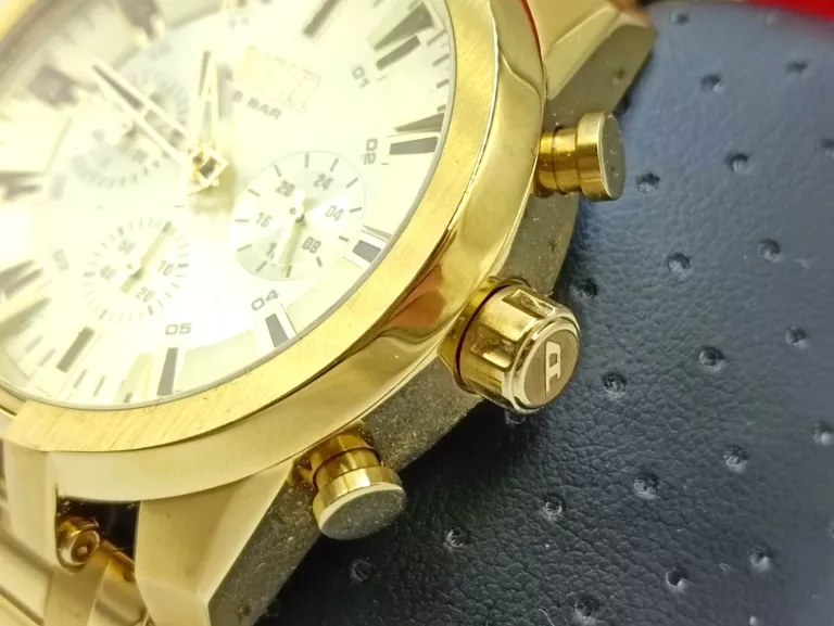 zegarek-diesel-dz-4623-ksztalt-koperty-129223-2