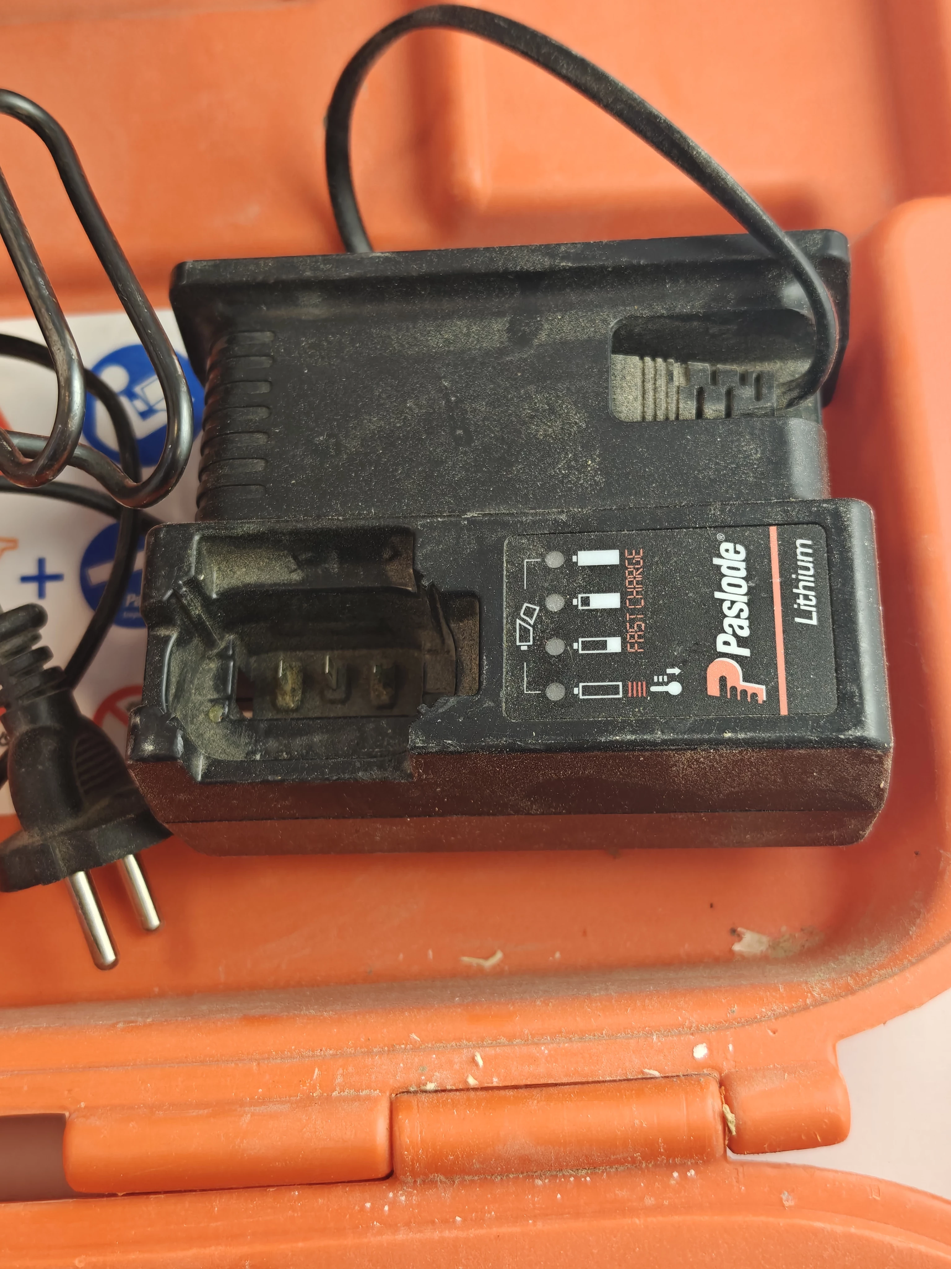 gwizdziarka-paslode-im50-f18-zasilanie-209202-1769478