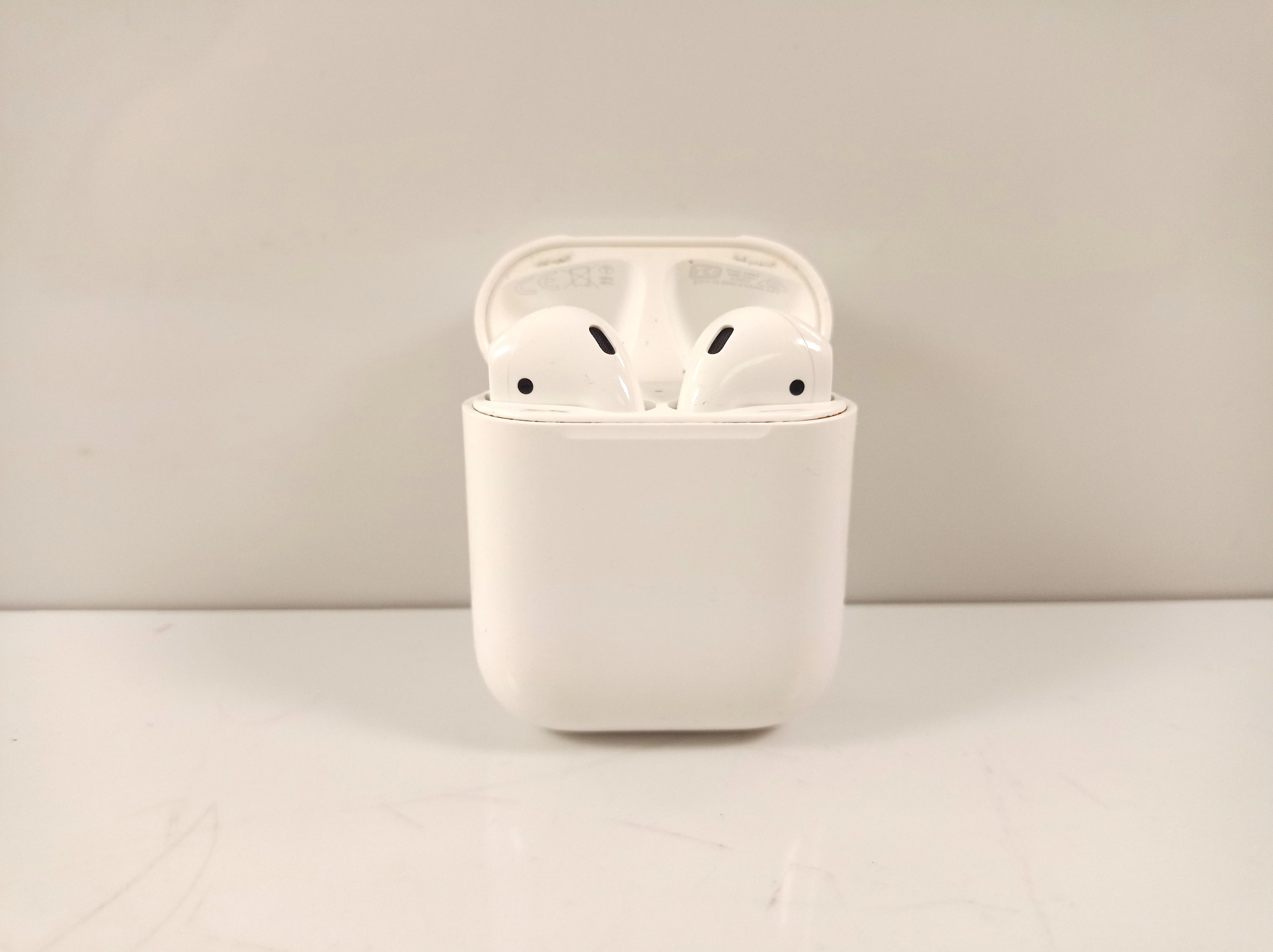 sluchawki-iphone-airpods-series-2-dabrowskiego-149-poznan-ska-x
