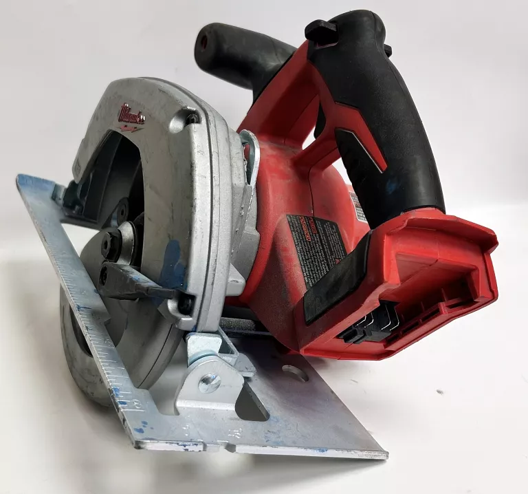 pilarka-milwaukee-165mm-stan-11323-2