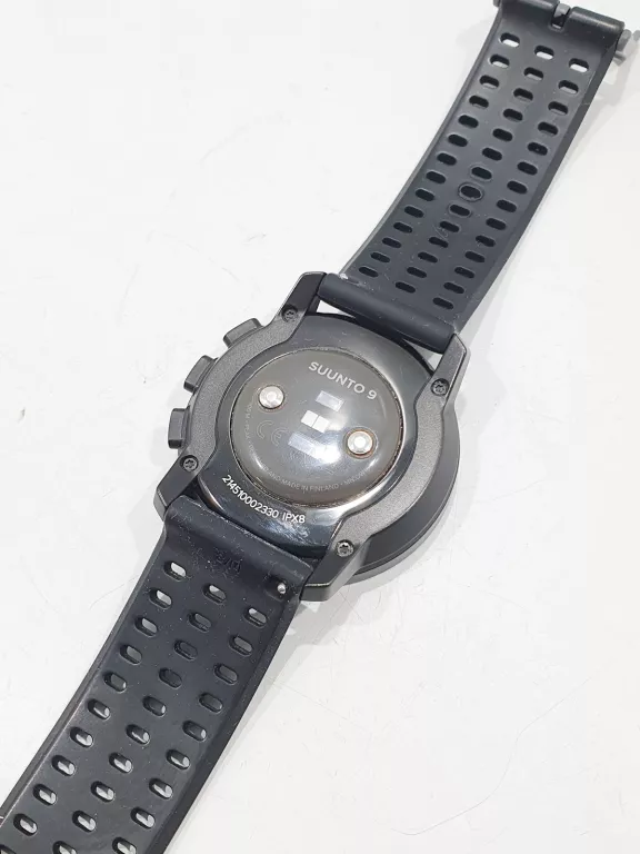 zegarek-sportowy-suunto-9-peak-stan-11323-2