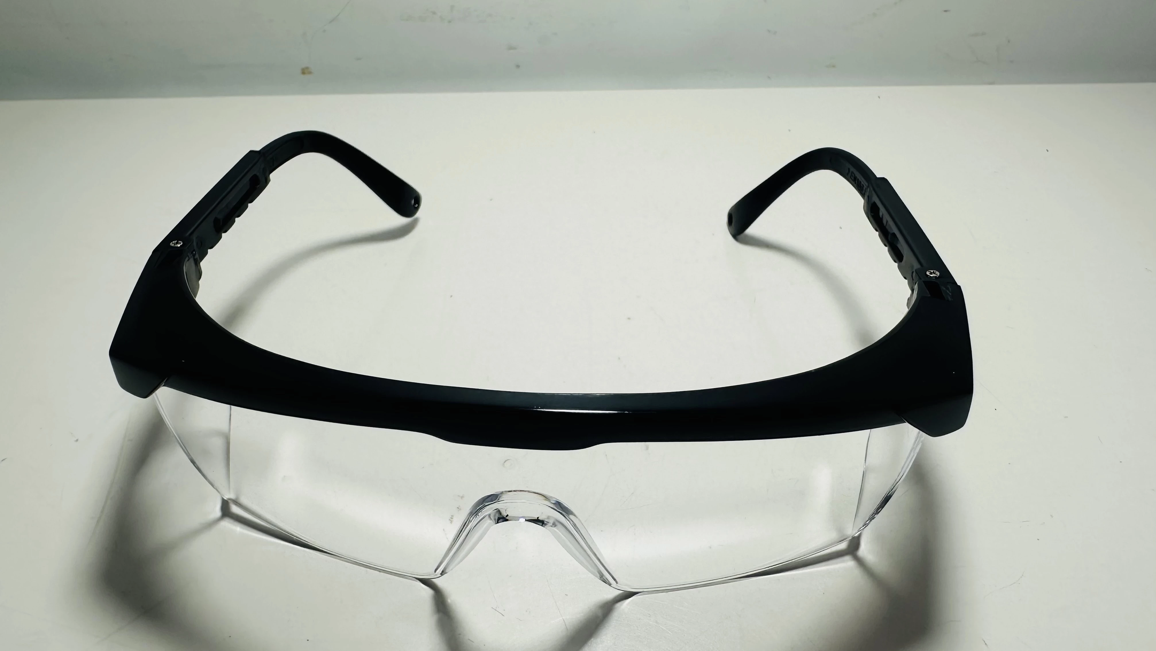 okulary-ochronne-przeciwodpryskowe-robocze-bezbarwne-klasa-f-regulowane-bh-rodzaj-208582-236198