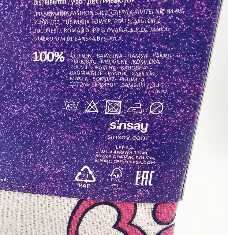 komplet-poscieli-sinsay-1-x-70-x-80-cm-160-x-200-cm-koci-domek-material-631-1