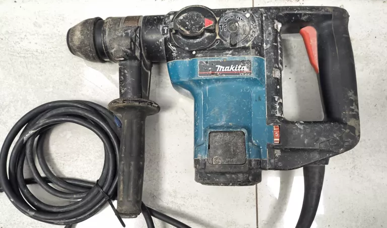 mlot-udarowy-makita-hr3000c-zawadzkiego-121-szczecin