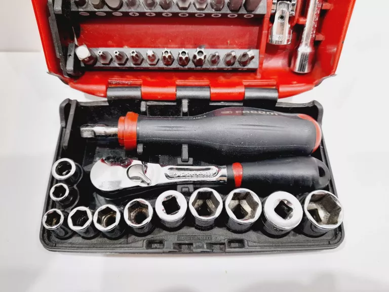 zestaw-nasadek-14-bitow-z-grzechotka-facom-ean-gtin-3148519041736